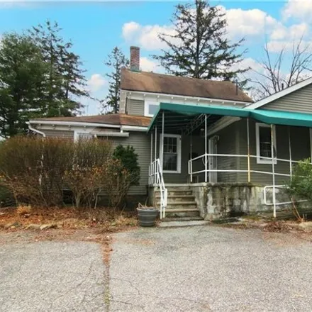 Rent this 3 bed house on 14 Elm Street in Cornwall, NY 12518