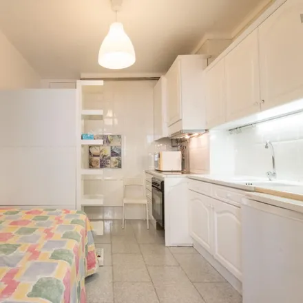 Rent this studio apartment on Minipreço in Praceta do Comércio, 2610-159 Amadora