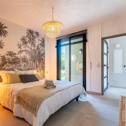 Rent this 3 bed apartment on 83380 Roquebrune-sur-Argens