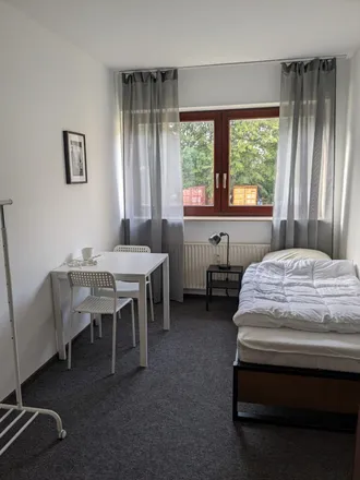 Rent this 3 bed apartment on Poppenbütteler Bogen 42 in 22399 Hamburg, Germany
