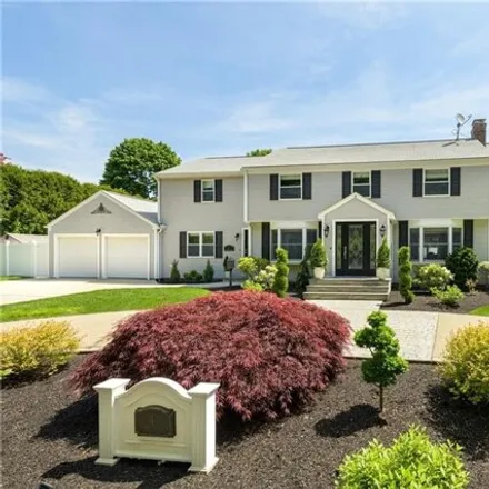 Buy this 5 bed house on 28 Woodmont Court in Barrington, RI 02806