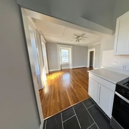 Image 5 - 95 Nesmith St Apt 3, Lowell, Massachusetts, 01852 - Apartment for rent
