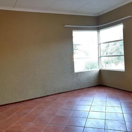 Image 2 - Hole In One Avenue, Mogale City Ward 23, Krugersdorp, 1746, South Africa - Apartment for rent