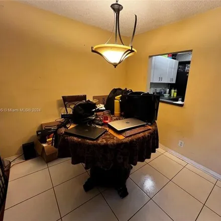 Image 4 - 2687 Coral Springs Drive, Coral Springs, FL 33065, USA - Condo for sale