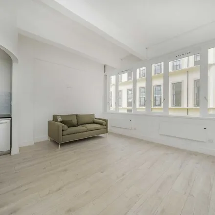 Rent this 1 bed apartment on Manor Gardens in London, N7 6JS
