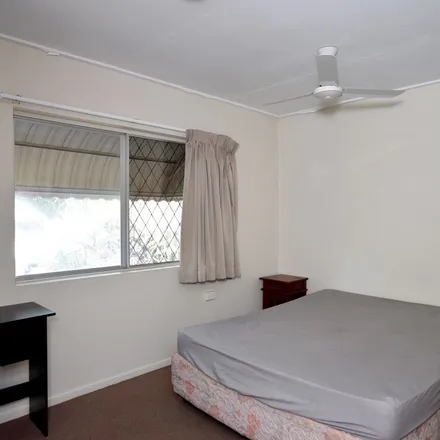 Image 5 - Yarroon Street, Gladstone Central QLD 4680, Australia - Apartment for rent