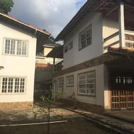 Buy this 5 bed house on Rua Doutor Faria Dos Reis in Serra Grande, Niterói - RJ