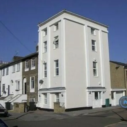 Rent this 3 bed room on 35 Wandle Road in London, CR0 1DE