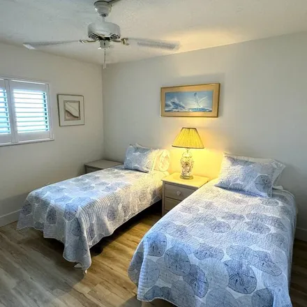 Rent this 2 bed condo on Fort Myers Beach in FL, 33931