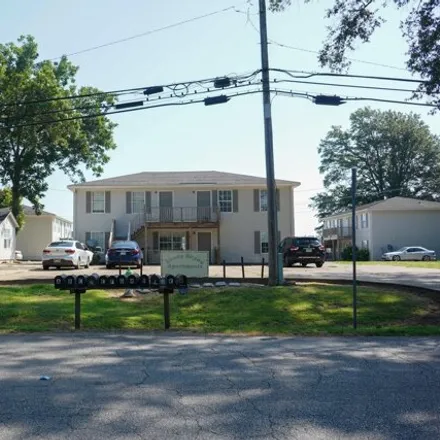 Buy this 34 bed house on 617 North Bayou Avenue in Cleveland, MS 38732