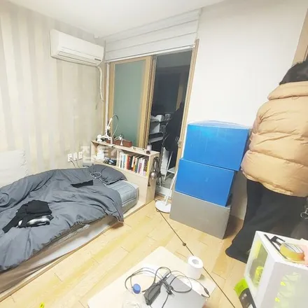 Rent this studio apartment on 서울특별시 강남구 역삼동 834-74