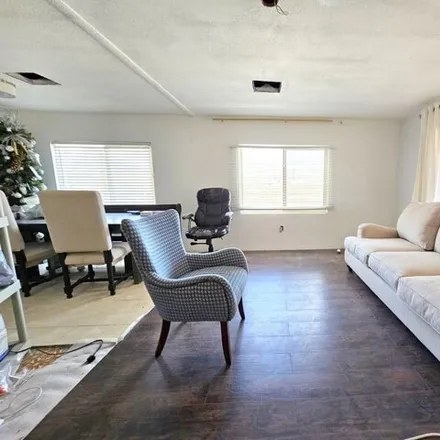 Image 3 - 5th Street, Argus, San Bernardino County, CA 93562, USA - Apartment for sale