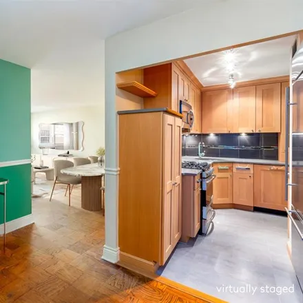 Buy this studio apartment on 340 EAST 80TH STREET 4E in New York
