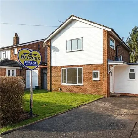 Buy this 3 bed house on York Road in Ash, GU12 6SY