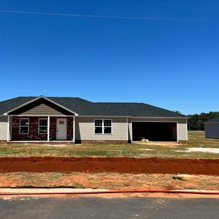 Buy this 3 bed house on 6275 Wedgefield Road in Sumter, SC 29168