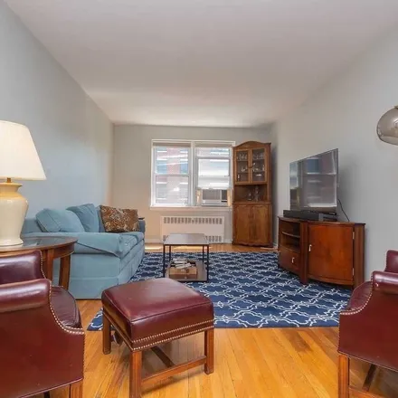 Buy this 1 bed condo on 123-25 82nd Avenue in New York, NY 11415