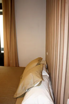 Image 3 - Multiópticas, Gran Vía, 15, 28013 Madrid, Spain - Room for rent