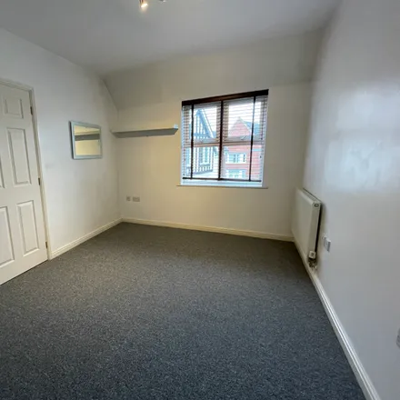 Image 3 - Hermitage Court, Honeywell Close, Oadby - Apartment for sale