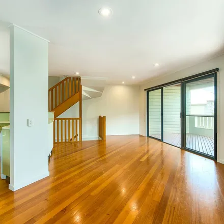 Rent this 2 bed apartment on 9 Rosecliffe Street in Highgate Hill QLD 4101, Australia