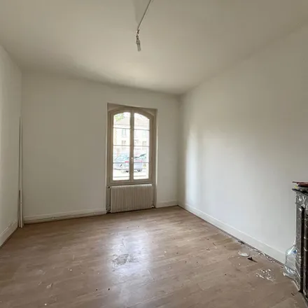 Rent this 3 bed apartment on 7 Le Pre in 91530 Saint-Chéron, France