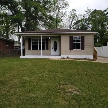 Buy this 3 bed house on 245 Ruth Street in Dothan, AL 36303