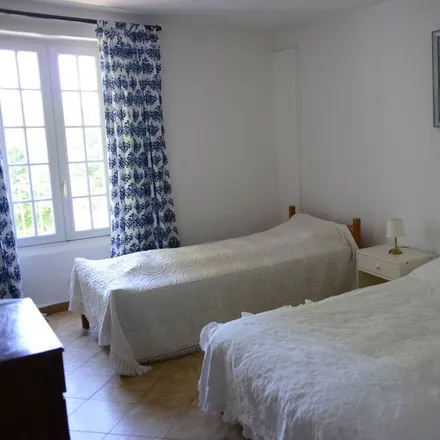 Rent this 1 bed apartment on 26110 Saint-Maurice-sur-Eygues