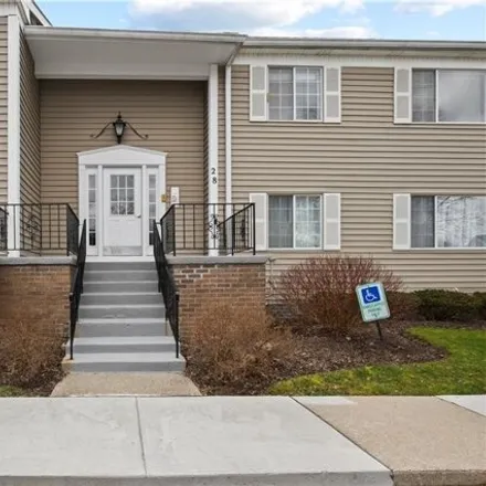 Buy this 1 bed condo on 28 Colonial Parkway in Pittsford, Monroe County