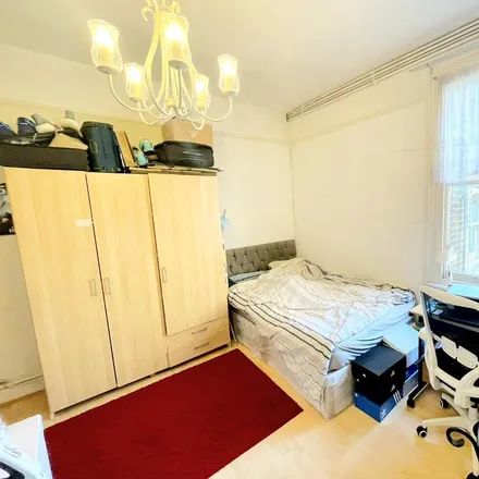 Image 1 - Ferrestone Road, London, N8 7BX, United Kingdom - Apartment for rent