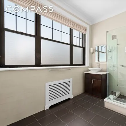 Image 9 - 106 East 61st Street, New York, NY 10065, USA - Condo for sale