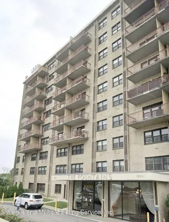 Buy this 1 bed condo on 1000 Clove Road in New York, NY 10301