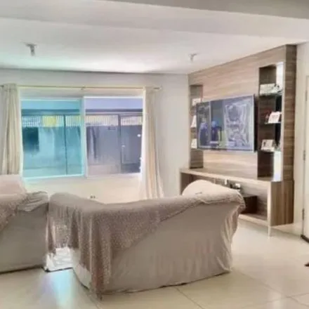 Buy this 4 bed house on Rua Duque de Ávila in Jardim Maria Helena, Barueri - SP
