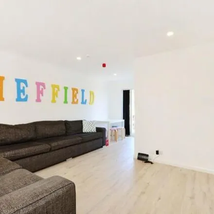 Image 7 - Sale Hill, Sheffield, S10 5BS, United Kingdom - House for rent