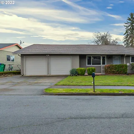 Buy this 3 bed house on 620 Southeast 168th Avenue in Portland, OR 97233