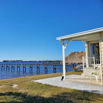 Buy this studio apartment on Harborview Mhp in Charlotte Harbor, Charlotte County