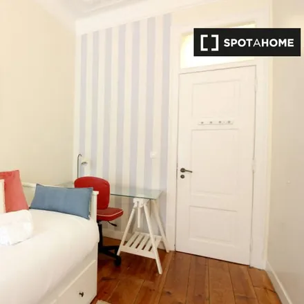 Rent this 3 bed apartment on Rua Washington in 1170-376 Lisbon, Portugal