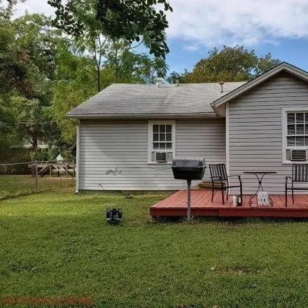 Image 3 - 556 Pacific Avenue, Terrell, TX 75160, USA - House for rent