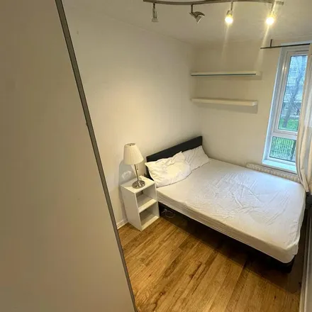 Rent this 1 bed room on 86-170 Pigott Street in Bow Common, London