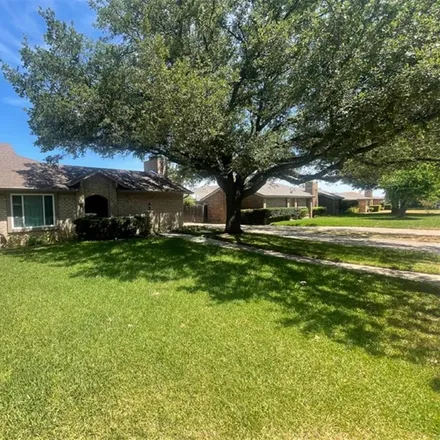 Image 2 - 5012 Ledgestone Drive, Fort Worth, TX 76132, USA - Duplex for rent