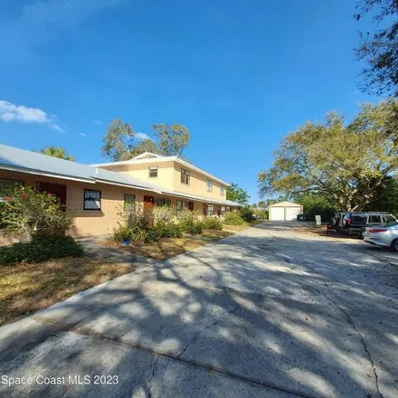 Rent this 1 bed house on 994 Louisiana Avenue in Sebastian, FL 32958