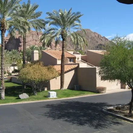 Image 1 - North Village Drive, Phoenix, AZ 85018, USA - House for sale