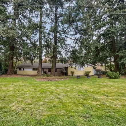 Buy this 3 bed house on 8900 Mt Rainier Dr in Vancouver, Washington