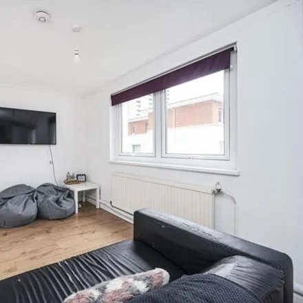 Rent this 5 bed room on Icarus House in British Street, London