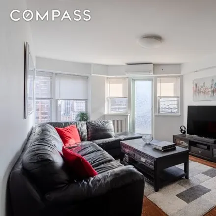 Buy this 2 bed condo on 155 East 38th Street in New York, NY 10016