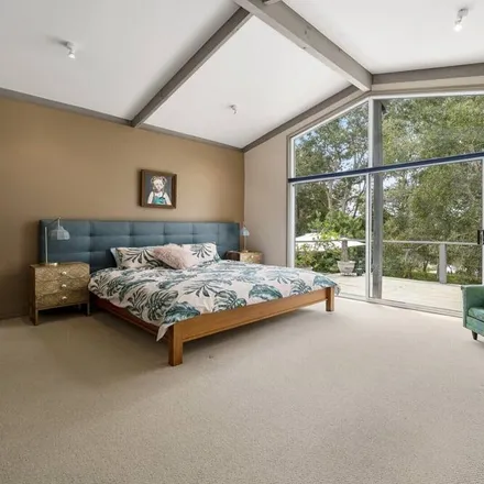 Rent this 3 bed house on Pearl Beach NSW 2256