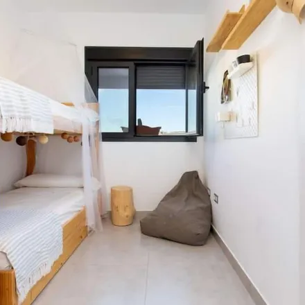Image 1 - Torre del Mar, Calle Infantes, 34, 29740 Vélez-Málaga, Spain - Apartment for rent
