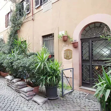 Image 2 - Vicolo dei Panieri, 00120 Rome RM, Italy - Apartment for rent