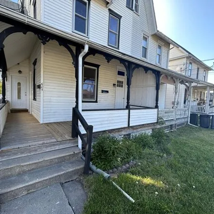 Rent this 1 bed house on 577 East Broad Street in Quakertown, PA 18951