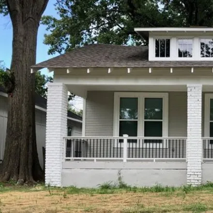 Buy this 2 bed house on 2536 Yale Avenue in Memphis, TN 38112
