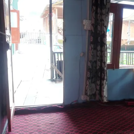 Rent this 1 bed house on Srinagar in Dal Gate, IN