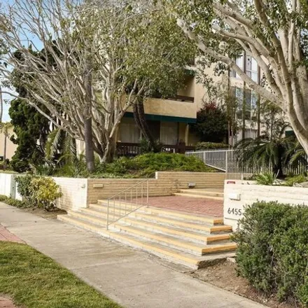 Image 1 - 6333 La Jolla Boulevard, San Diego, CA 92037, USA - Condo for rent